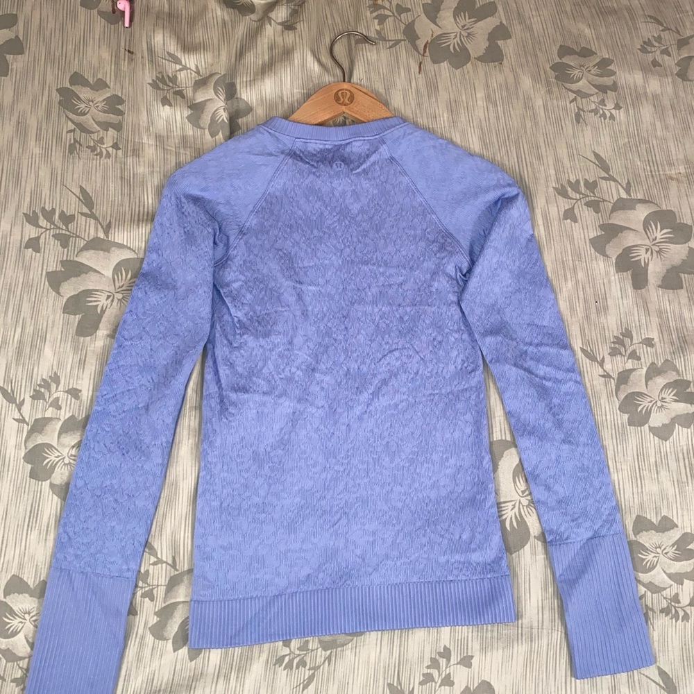 Lululemon Rest Less Pullover - Picture 4 of 6
